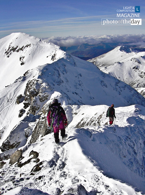 Descending the Espigüete Peak, by Félix Sánchez-Tembleque