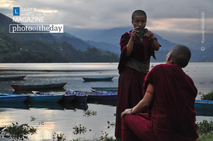 Photographing Monk, by Ryszard Wierzbicki