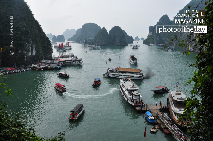 Halong Bay, by Ryszard Wierzbicki