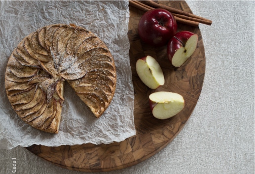 Apple Cake with Vanilla Crème, by Ola Cedell