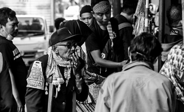 In the Hustle of Indonesian Streets by Fawwaz Labib