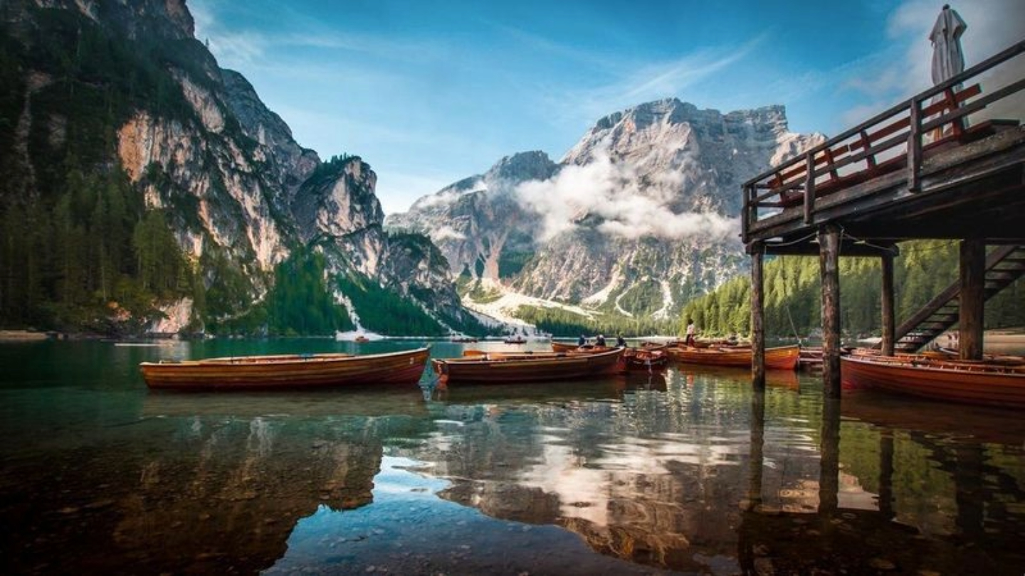 Simply Braies by Laura Marchetti