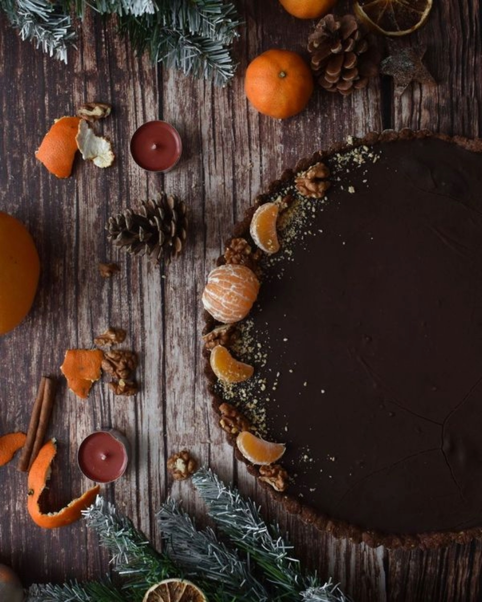 Christmas Chocolate Tart by Jasna Verčko